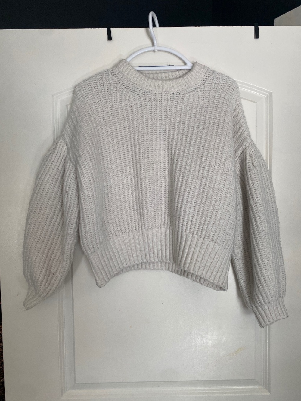 A new day off white oversized cable knit sweater size s